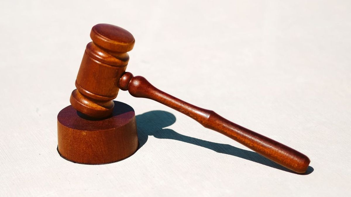 2 デンパサールでの8歳の少年強姦の加害者、ディボナス 8 懲役