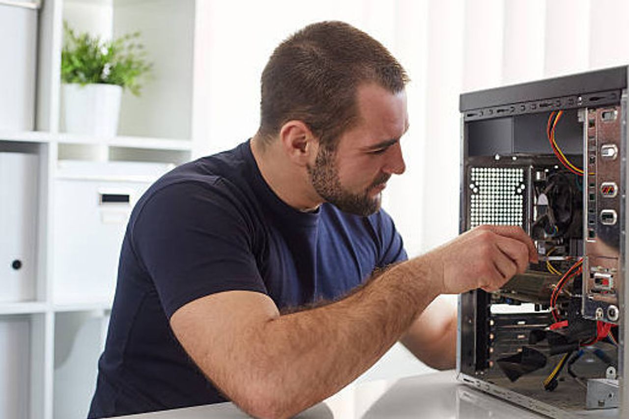 How To Install A PC From Scratch: Complete Step By Step Guide