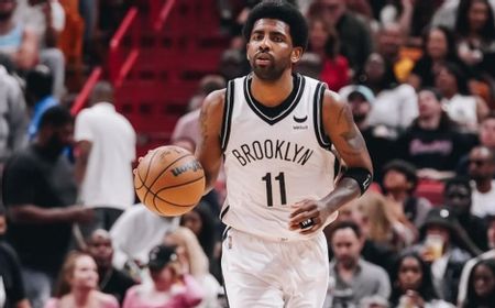 Masyaallah, Kyrie Irving Sempatkan Buka Puasa di Tengah Laga NBA