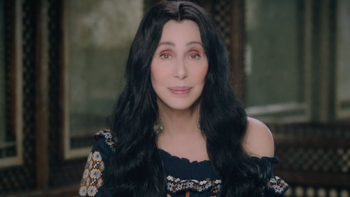 Mention Can Save George Floyd On Twitter, Cher Apologizes