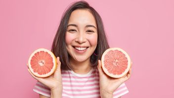 根据研究,食 Grapefruit 对减肥 有效