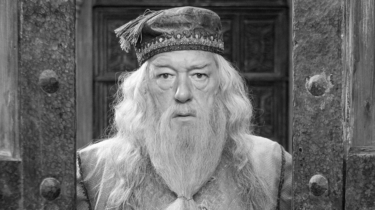Harry Potter Fans Mourn, Michael Gambon Who Played Dumbledore Dies