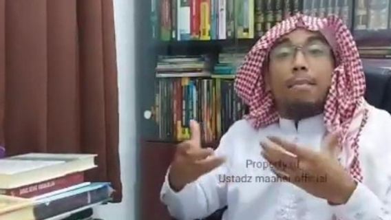 Meninggal di Rutan Bareskrim, Jenazah Ustaz Maaher At Thuwailibi Dibawa ke RS Polri