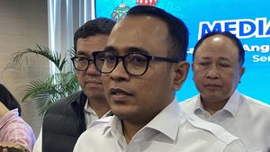 Bos ASDP Pastikan Mobil Listrik Bisa Naik Kapal Penyeberangan di Nataru