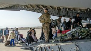 Ribuan Warga Afghanistan Diam-diam Dipindahkan ke Inggris Setelah Kebocoran Data