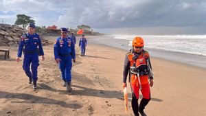 Jordanian Citizen Drifts Away During Night Swimming At Batu Belig Beach, Seminyak