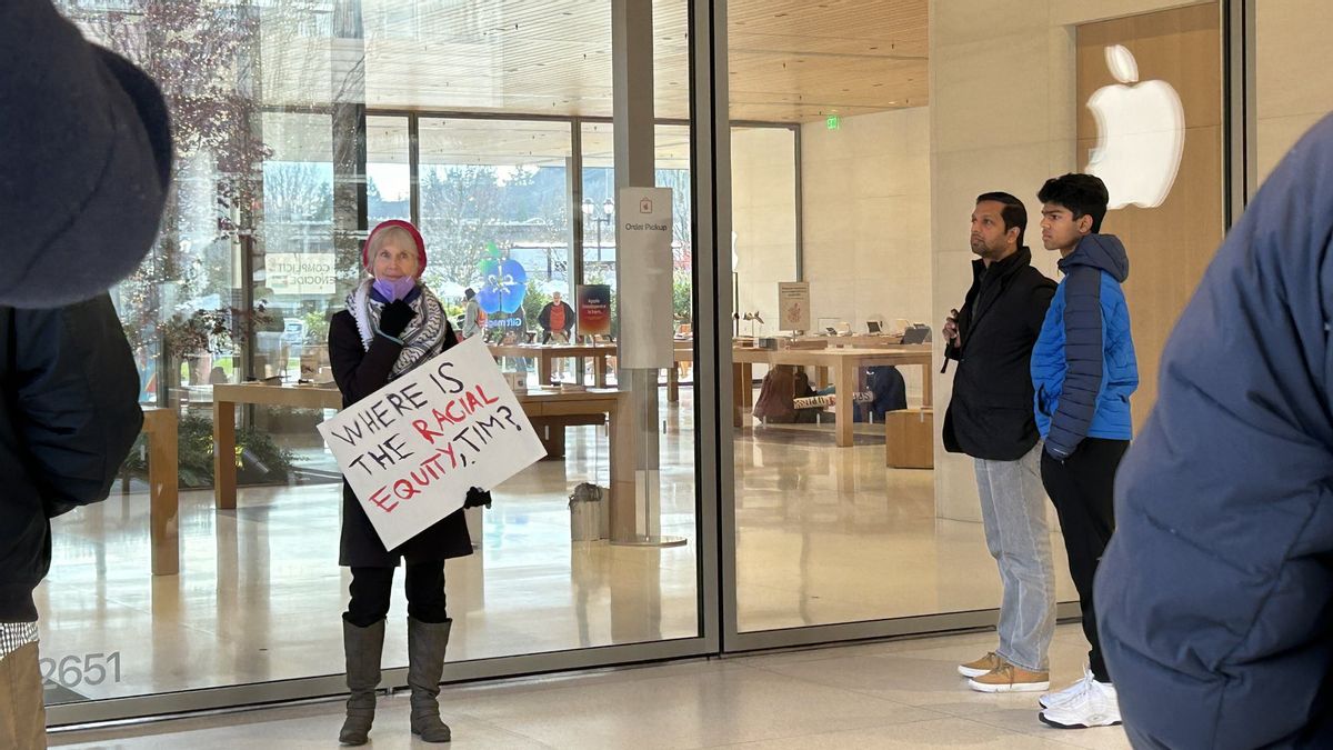 Protes Tutup Apple Store di Washington Terjadi saat Puncak Black Friday