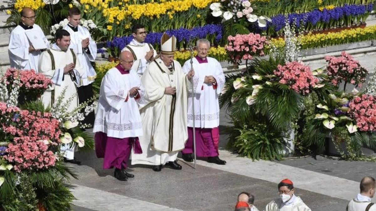 バチカンは21人の新しい枢機卿を持つために:主要な伝統的なヨーロッパとアメリカの都市を通過し、アジアからの教皇がいるのだろうか?