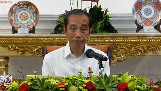 ودعا Jokowi العمل على التعامل مع COVID - 19 والانتعاش الاقتصادي هو جيد