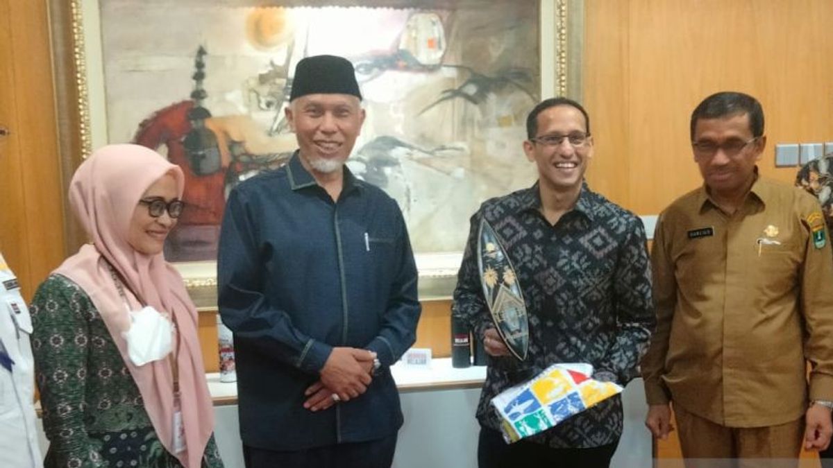 West Sumatra Governor Mahyeldi Asks For Central Government Assistance For Education In Mentawai