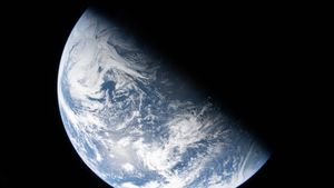 Kemegahan Bumi dari Angkasa: NASA Rilis Foto Terbaru Misi Artemis II