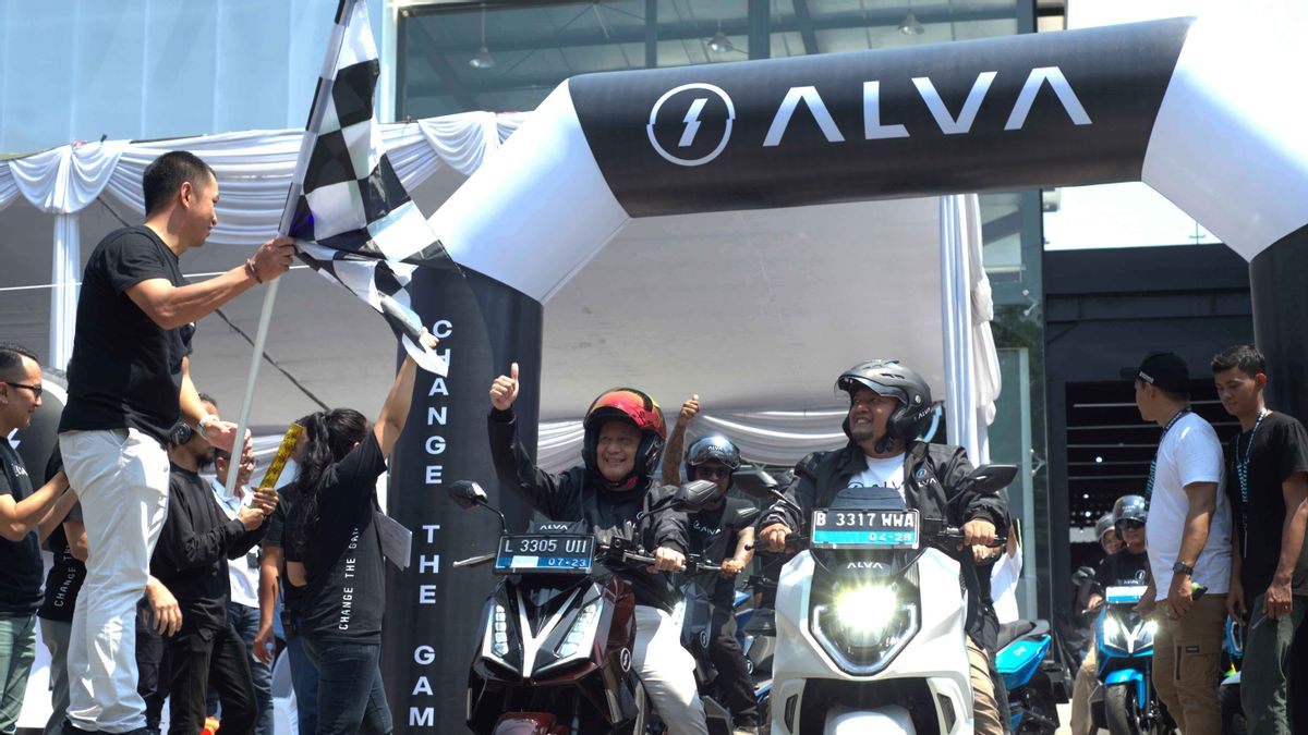 Alva Officially Opens Alva Experience Center In Surabaya, Encourages The Use Of Environmentally Friendly Vehicles