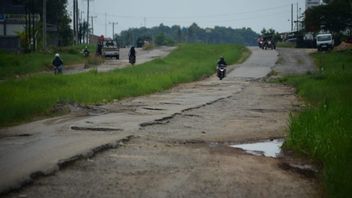 Repair Of The 14.5 Km Korpri-Purwotani Intersection Road In Lampung Needs A Cost Of IDR 69.16 Billion From The State Budget
