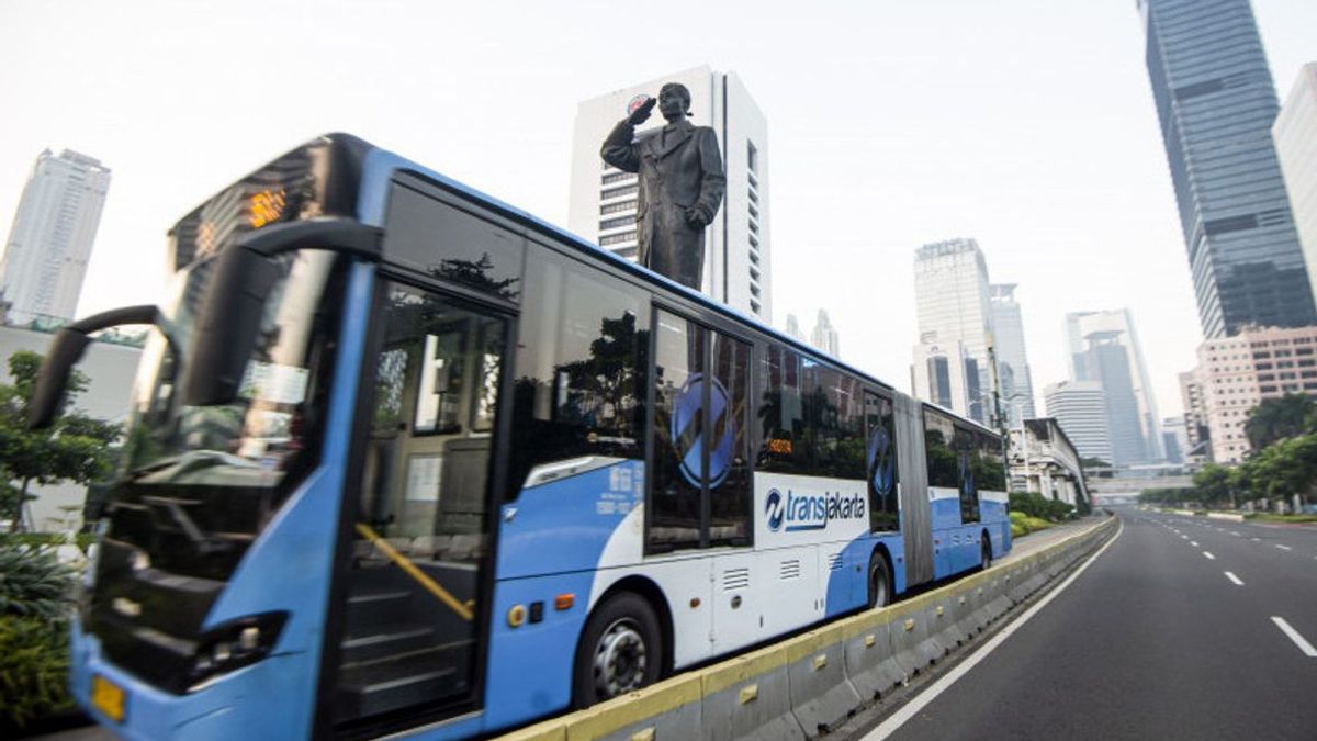 3 Weeks Of Trial, Transjakarta Records 14,222 Customers Try Bus Route Services To Soetta Airport