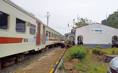 Vakum 44 Tahun, Hari Ini Stasiun Pauh Lima Padang Mulai Beroperasi Kembali