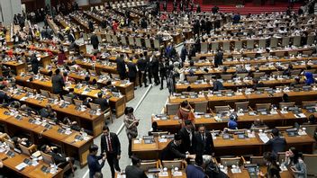 Komisi II DPR: Ambang Batas Parlemen Adalah Keniscayaan Demokrasi yang Matang