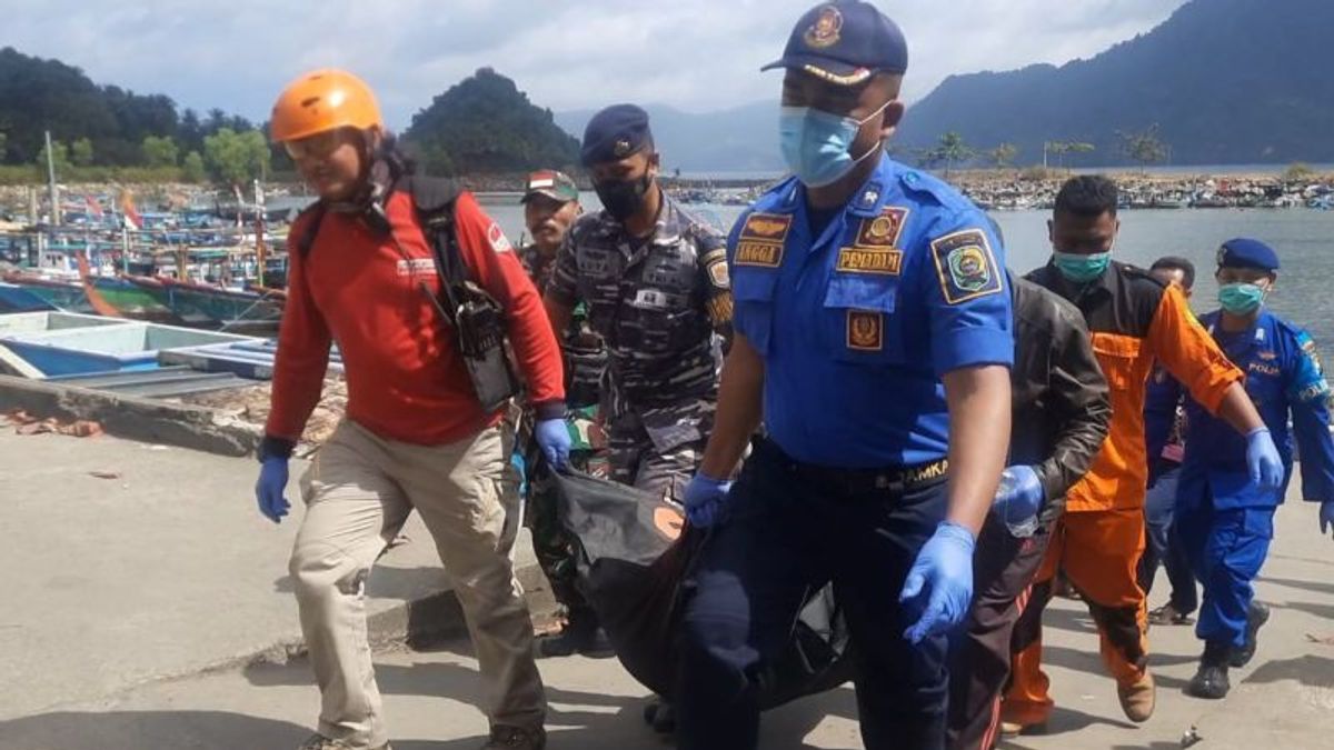 4 Fishermen Victims Of Shipwreck On Gladak Beach Found Dead