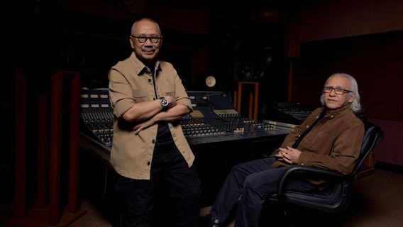 Iwan Fals dan Ebiet G. Ade Genapkan Kolaborasi lewat Lagu <i>Ibu</i>