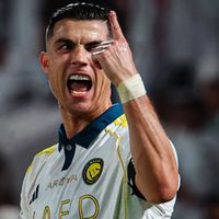 Cristiano Ronaldo Mencetak Gol Ke-100 di SPL Saat Bawa Al Nassr Menang vs Al Shabab