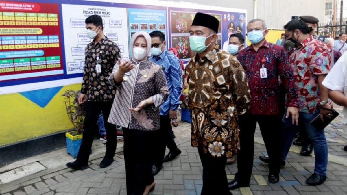 Menko PMK Berikan Apresiasi Terhadap Upaya Pemkot Makassar Tekan Laju COVID-19