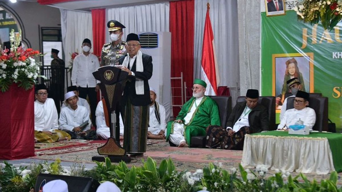 モスクでの党旗掲揚について、これはマルフ・アミン副大統領のコメントです。