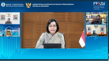 スリ・ムリャニ:年間17兆IDRのAPBNファンドがインドネシアのインターネットインフラの拡大を支援