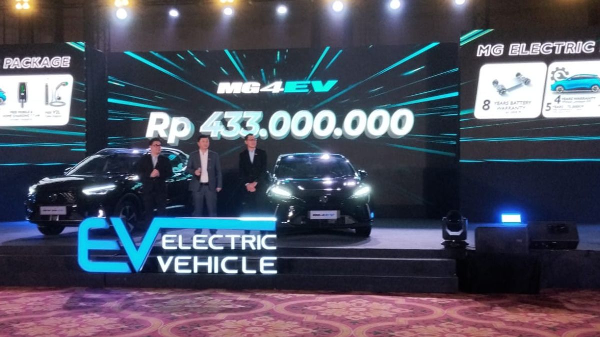 جاكرتا - أعلنت شركة MG Motor Indonesia رسميا عن سعر ZS EV و MG4 EV محلي التجميع ، حوالي 400 مليون روبية إندونيسية