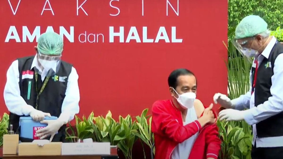 Kemenkes A Souligné Que Jokowi N’avait Pas été Injecté Avec La Troisième Dose De Vaccin.