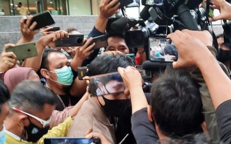 Kembalikan Tas Doni Salmanan ke Penyidik, Atta Halilintar Awalnya Mengaku Salut: Kan Bagi-bagi Uang