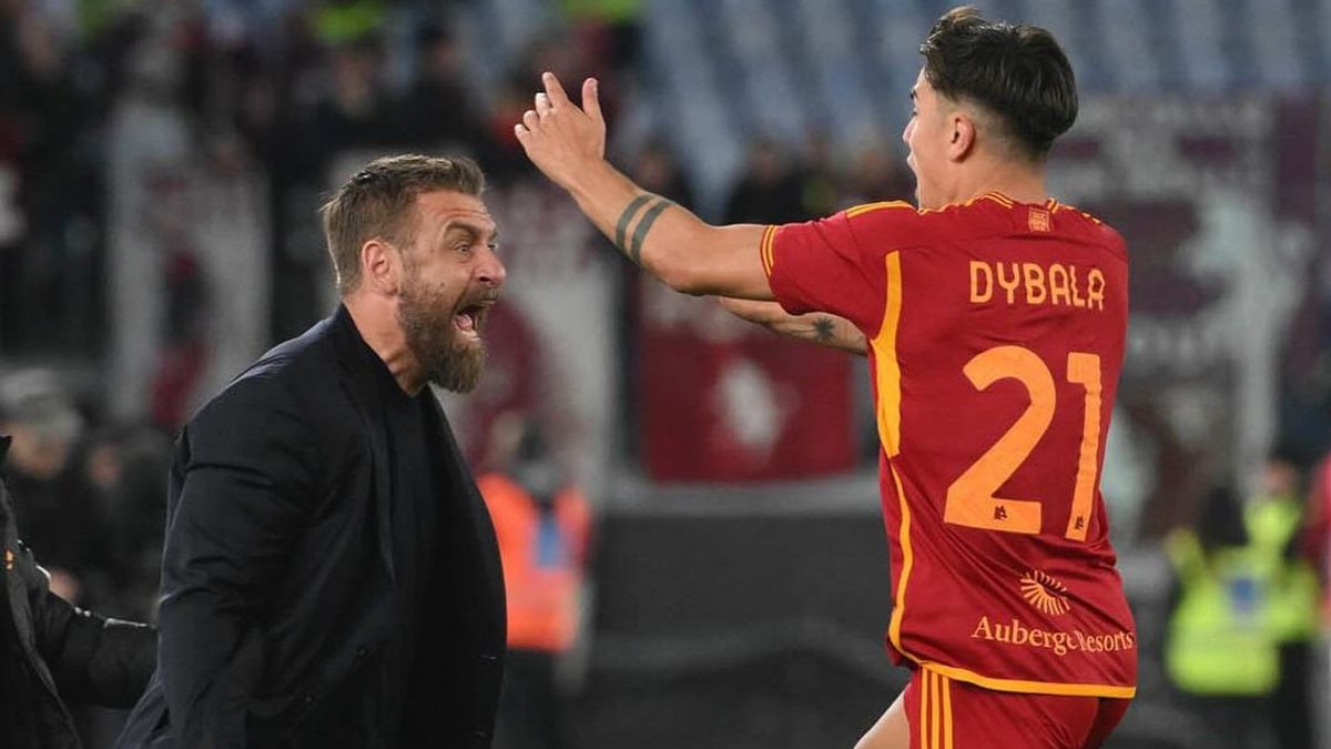 Hattrick Dybala And The Moment Of Hug With De Rossi