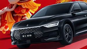 BYD Akhirnya Ungkap Sedan Listrik Linghui e9 untuk Taksi Online