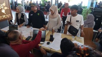 バリ海峡で船が沈没した後、30人の犠牲者が行方不明になり、バニュワンギ摂政政府はサルプラスに警告しました