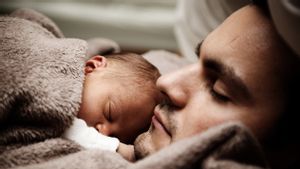 Polemik Cuti Ayah bagi ASN: Memberi Manfaat Bagi Keluarga, tapi Pernah Diprotes Pengusaha