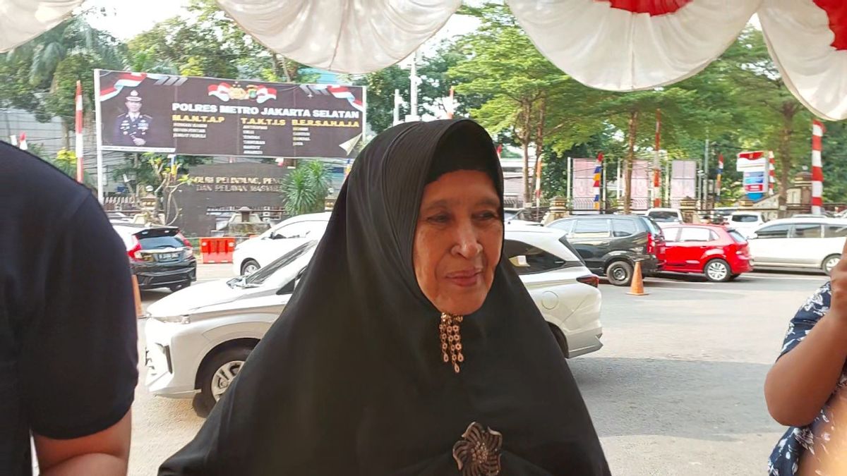 Mertua Umi Pipik Diperiksa Atas Kasus Dugaan Penipuan Travel Umrah