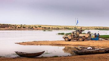 Al Qaeda Network Rebels Attack Mali Military Base, Dozens Of Soldiers Killed