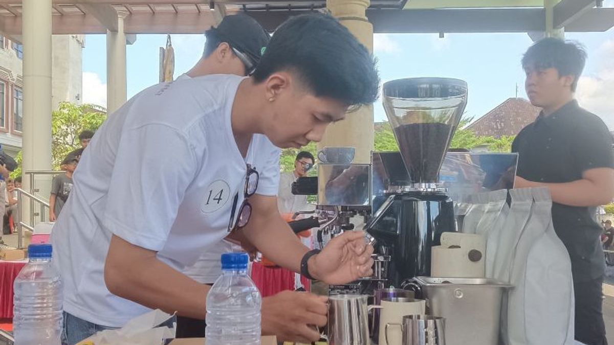 Stimuler la création et l'innovation, le gouvernement de Gianyar organise un concours de barista