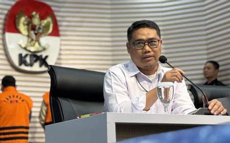 KPK Cecar Legislator Gerindra Anwar Sadad Terkait Aliran Suap Dana Hibah Pemprov Jatim  