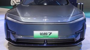 Toyota Launches BZ7 Concept Electric Sedan, Using BYD Technology?