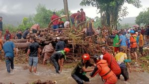 Another Bima Flood Victim Found, 5 People Still Missing