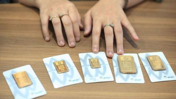 Harga Emas Antam Anjlok ke Rp2,76 Juta per Gram