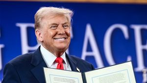 Dari Malaysia, Trump Bertolak ke Tokyo Temui Kaisar Jepang hingga PM Sanae Takaichi