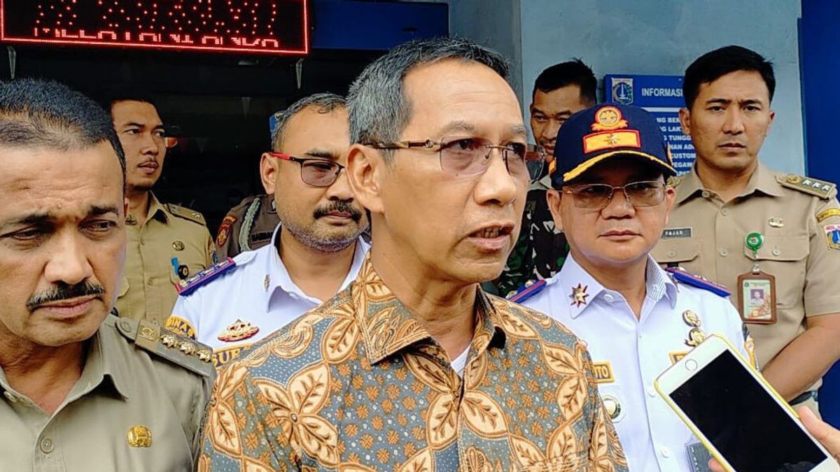 Limited Supplies, Heru Budi Asks Subordinates to Modify Water Mist Equipment