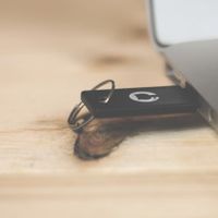 Serangan Siber yang Menggunakan Drive USB Meningkat di Asia Tenggara