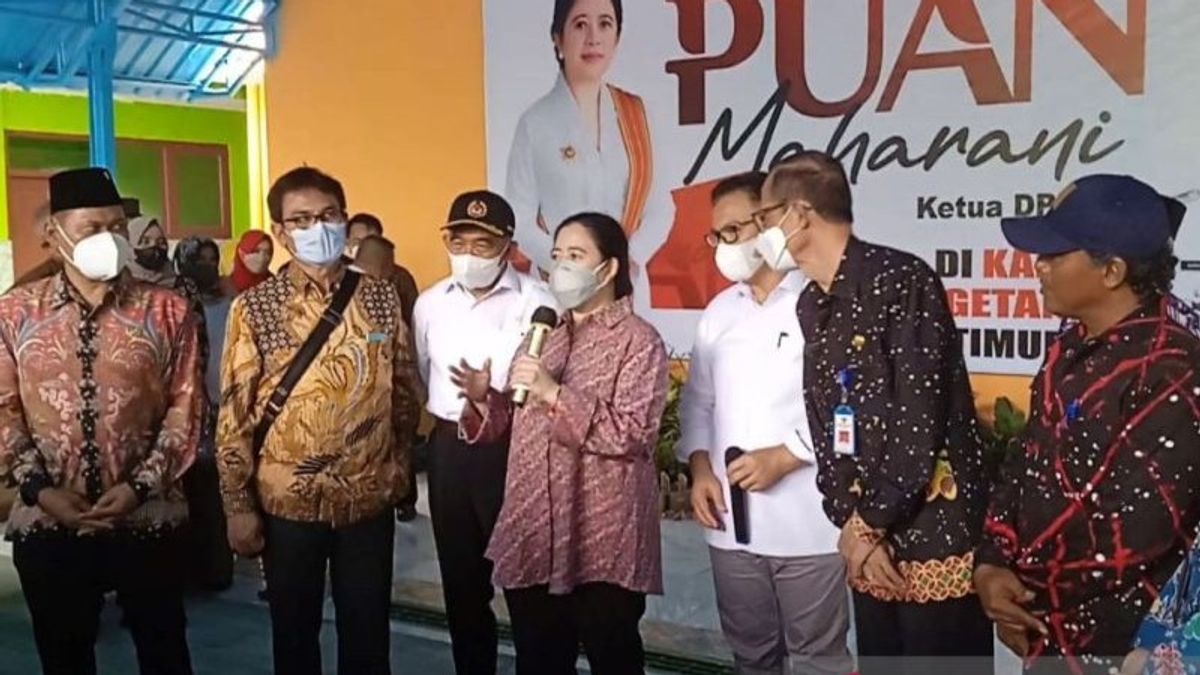 Bersama Menko Muhadjir, Ketua DPR Puan Maharani Beri Bantuan Penderita Stunting dan Disabilitas di Magetan