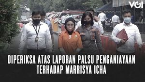 VIDEO: Pakai Baju Tahanan, Medina Zein Diperiksa Polda Metro Jaya