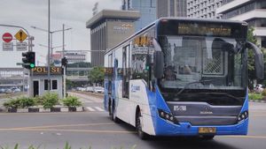 Demo Tolak Tapera At The Palace, Transjakarta Divert Corridor 1 And 1A Bus Routes
