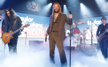 Gebrakan Taylor Hawkins & The Coattail Riders dalam Middle Child