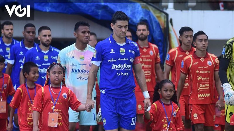 ペルシブ　バンドン　インドネシアのサッカー インドネシア・リーグ1第33週のタイトルを決定するペルシブ・バンドン