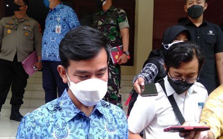 Gibran soal Tenaga Kesehatan Terpapar COVID-19: Yang Jelas Kasus Menang Lagi Tinggi-tingginya