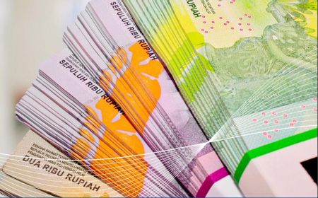 Rupiah Kamis Dibuka Menguat Tipis 0,04 Persen ke Level Rp13.934 per Dolar AS